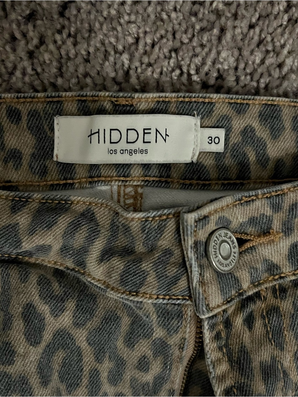 Hidden mid rise Wide Leg Leopard Print Pants - Picture 2 of 4